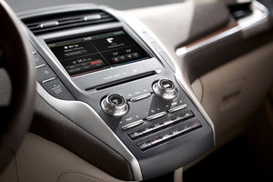 林肯 MKC 壁纸 官方 图片