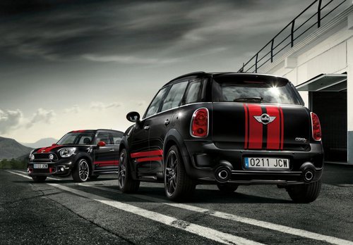 带jcw外观套件的mini countryman